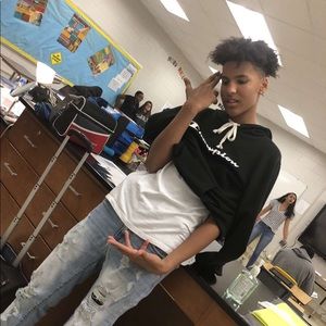 Meet your Posher, Bobby